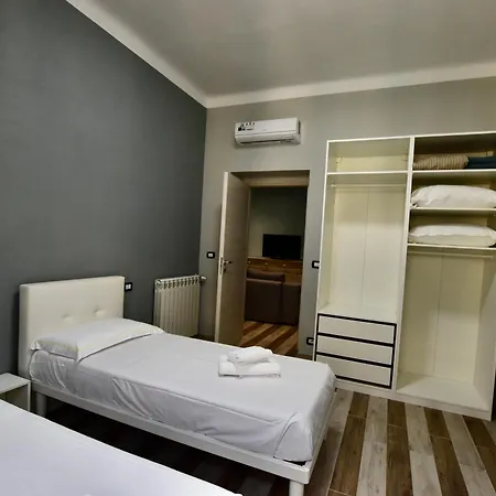 H2Ome Giovannetti Comfort And Style Near The Centre דירה